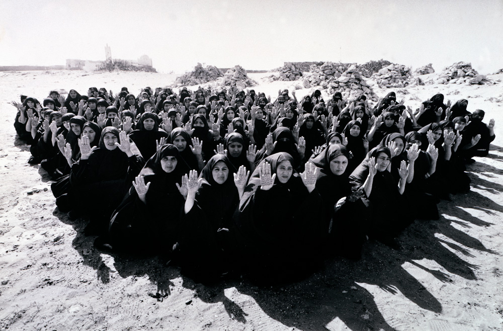 Shirin Neshat, Rapture, 1999, video still. Copyright Shirin Neshat. Courtesy the artist, Gladstone Gallery, New York and Brussels, and Galerie Jérôme de Noirmont, Paris