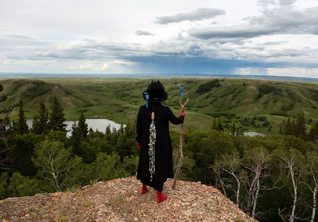 Meryl McMaster, My Destiny is Entwined With Yours, from the series As Immense as the Sky, 2019, chromogenic print. Courtesy of the artist, Stephen Bulger Gallery and Pierre-François Ouellette art contemporain.